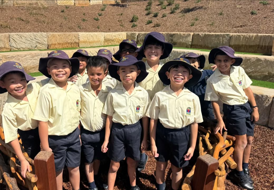 992090519583704_1498937568898994-1