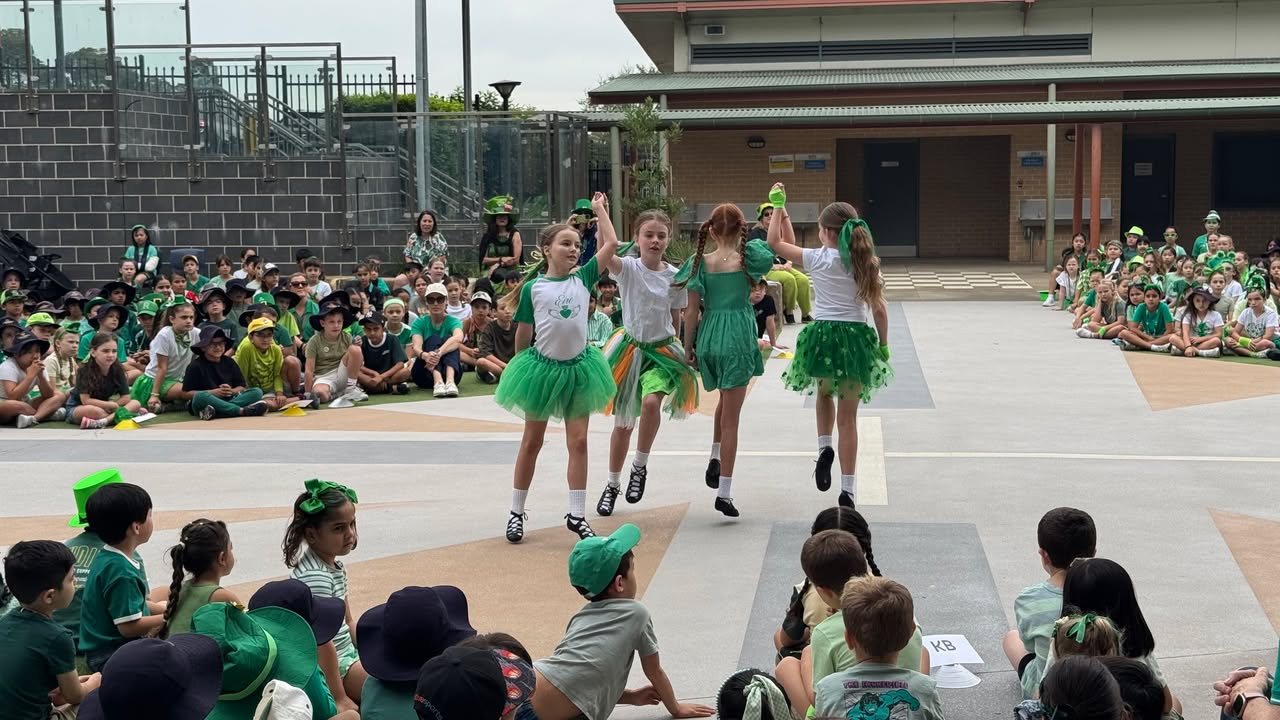 992090519583704_1539066794886071-1